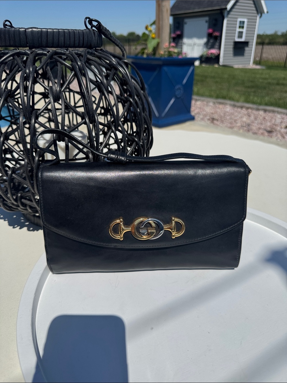 Gucci Zumi Classic Black Leather Shoulder Bag with Gold Hardware